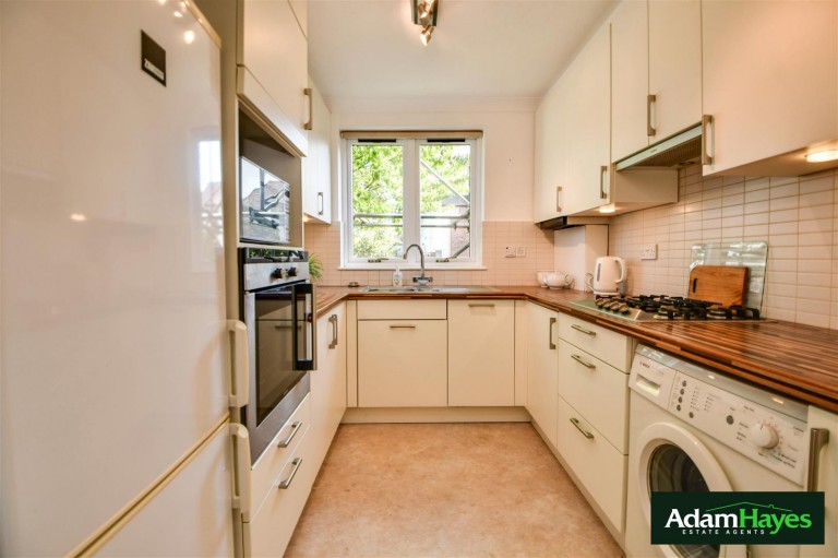 Sandringham Gardens, North Finchley, N12