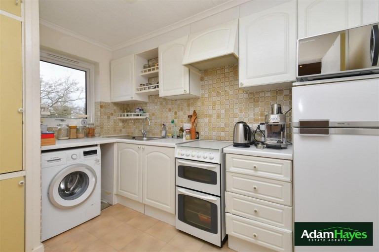 Heath View, East Finchley N2