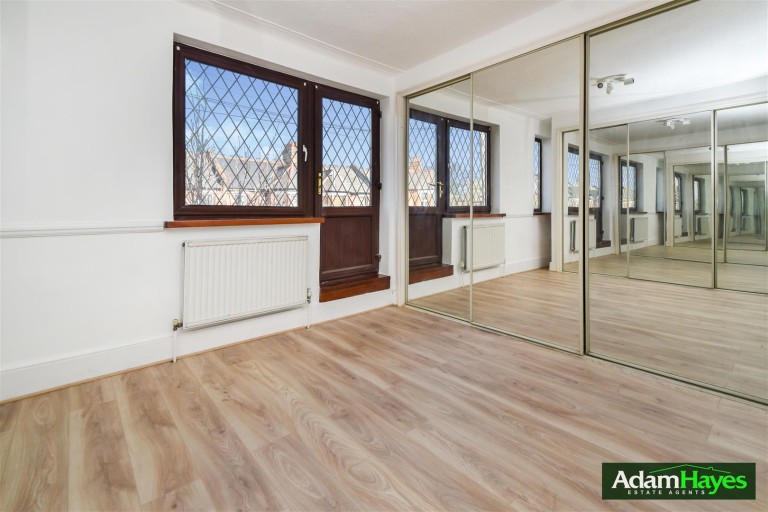 Manor Park Road, East Finchley, N2