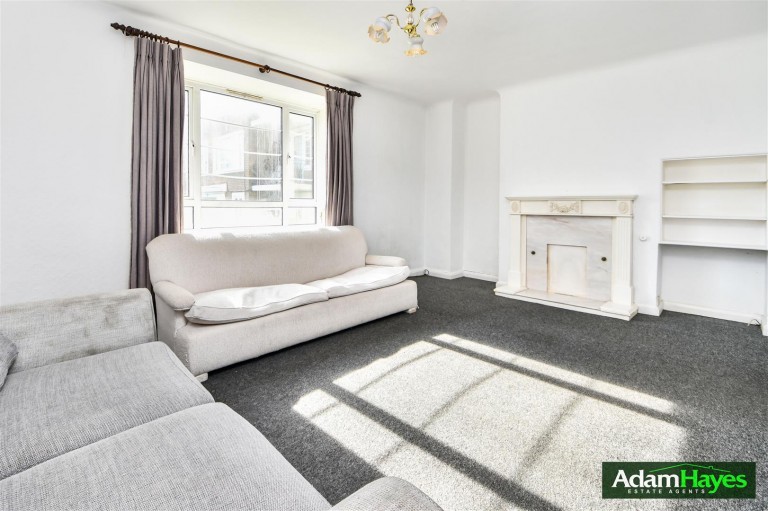Charter Way, Finchley, N3
