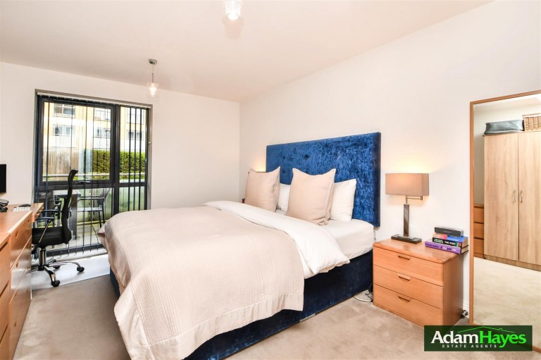 Royal Engineers Way, Mill Hill, NW7