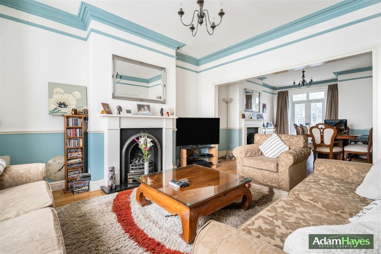 Briarfield Avenue, Finchley, N3