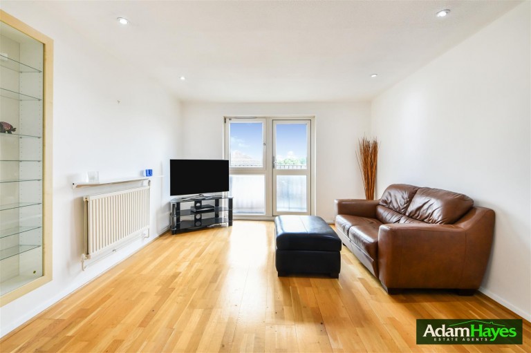 Rogers Walk, Woodside Park N12