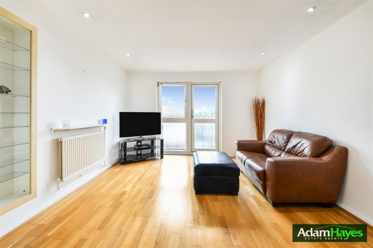 Rogers Walk, Woodside Park N12