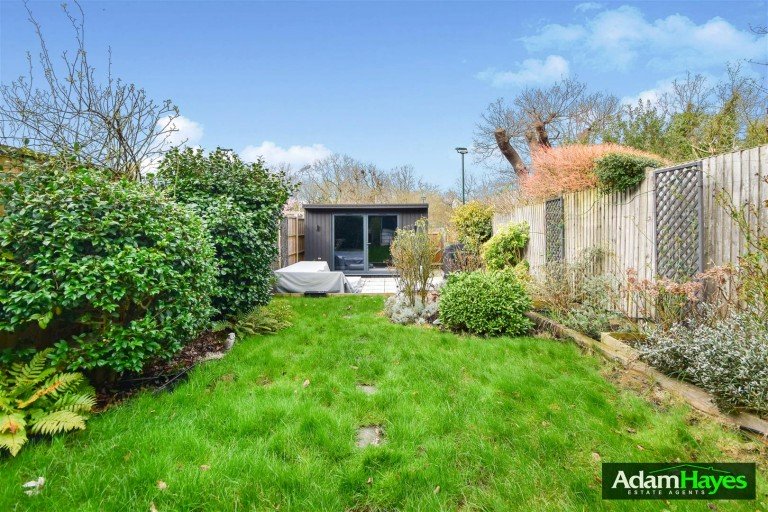 Brent Way, West Finchley, N3