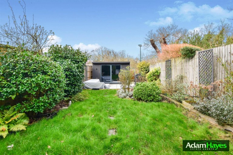 Brent Way, West Finchley, N3