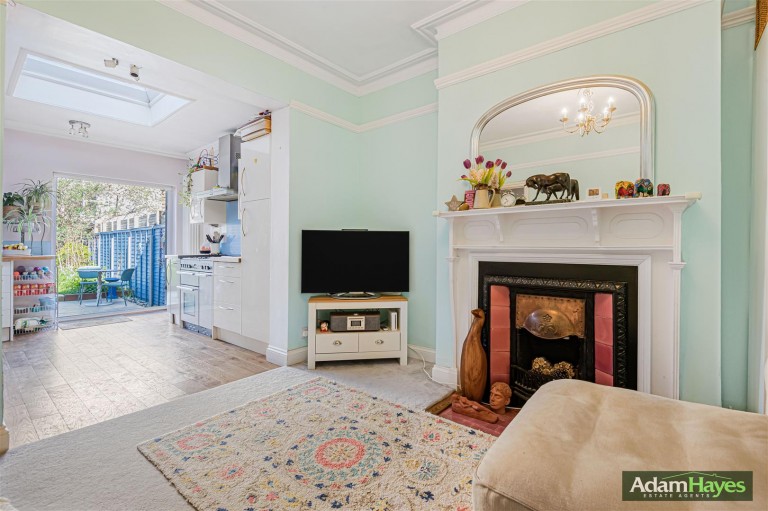 Squires Lane, Finchley, N3