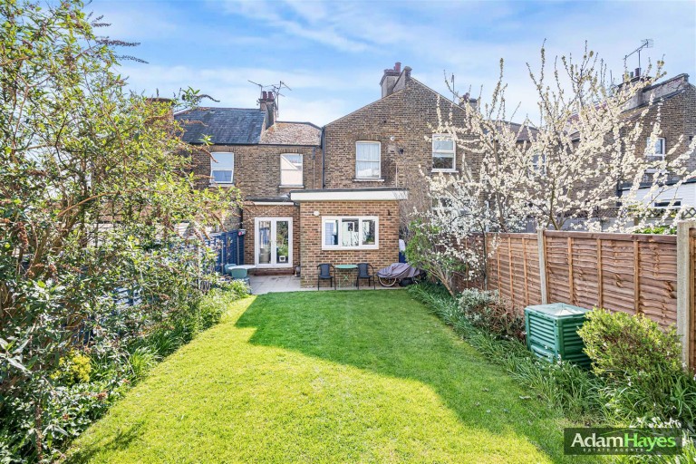 Squires Lane, Finchley, N3