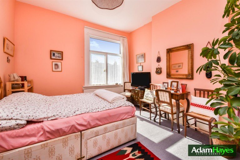 Leicester Road, East Finchley, N2