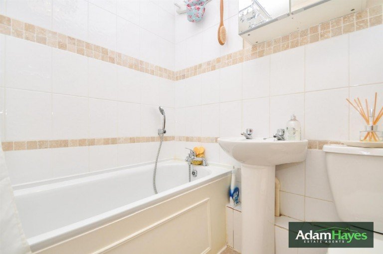 Tarling Road, East Finchley, N2