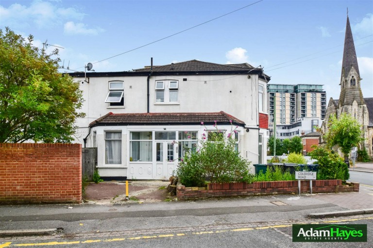 Nether Street, North Finchley, N12