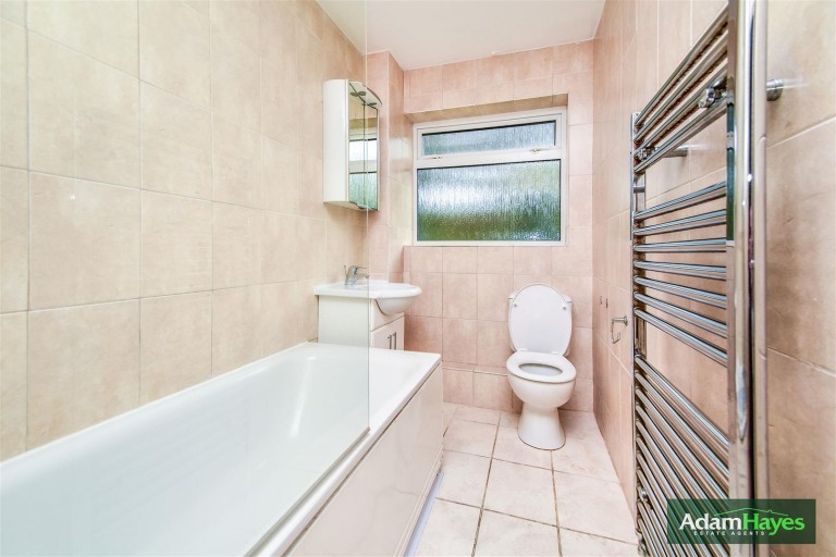 Athenaeum Road, Whetstone, N20