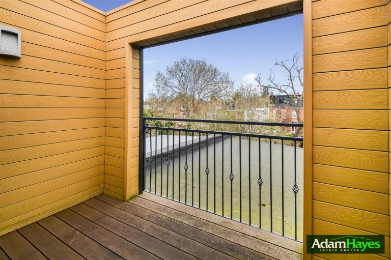 Dollis Road, Finchley Central, N3