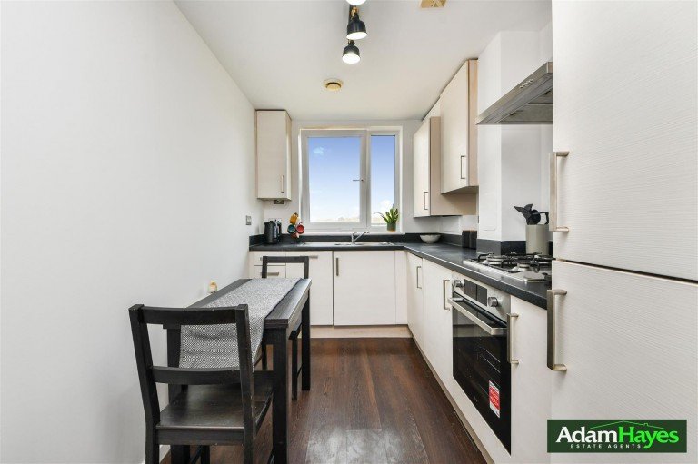 Lankaster Gardens, East Finchley, N2