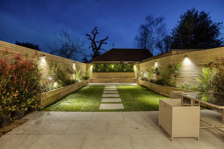 Fallow Court Avenue, North Finchley, N12