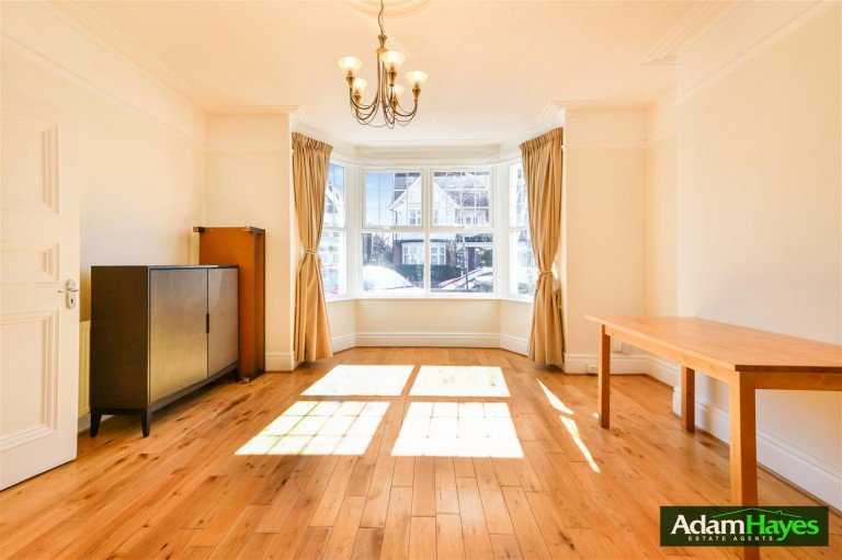 Park Crescent, Finchley, N3