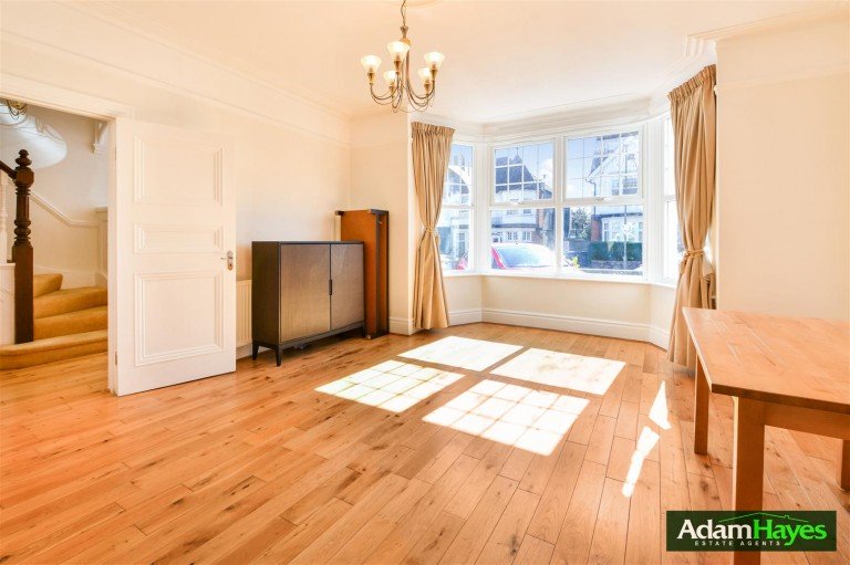 Park Crescent, Finchley, N3