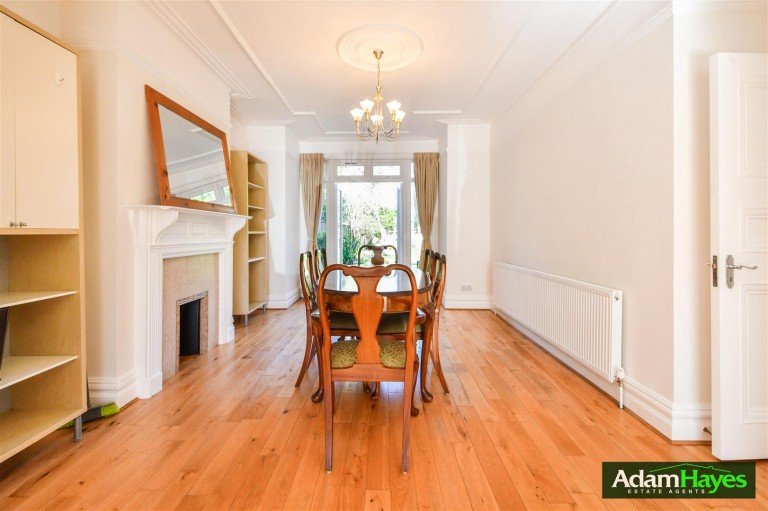 Park Crescent, Finchley, N3