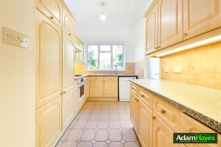 Park Crescent, Finchley, N3