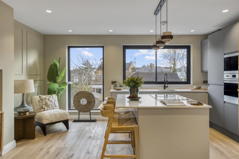 Fallow Court Avenue, North Finchley, London