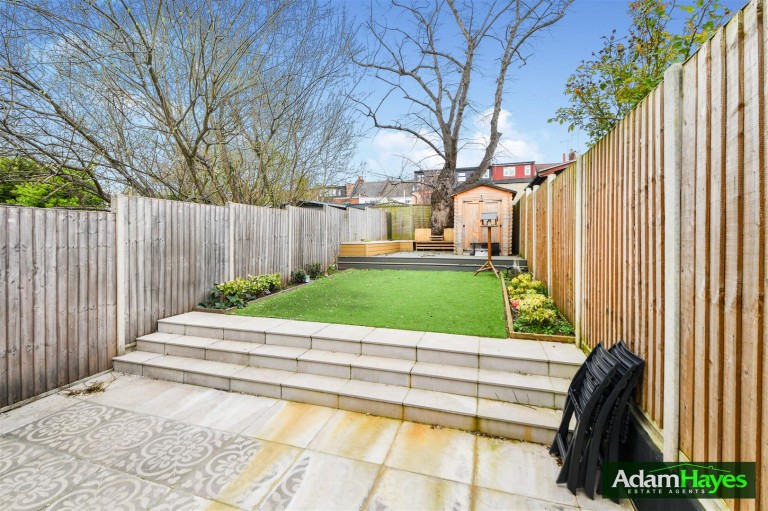 Dollis Road, Finchley Central, N3