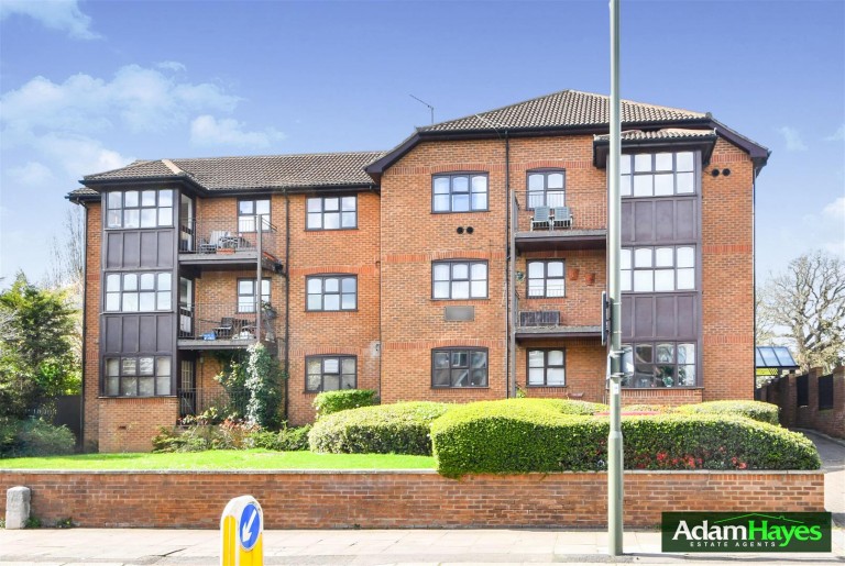 Holders Hill Road, Hendon, NW4