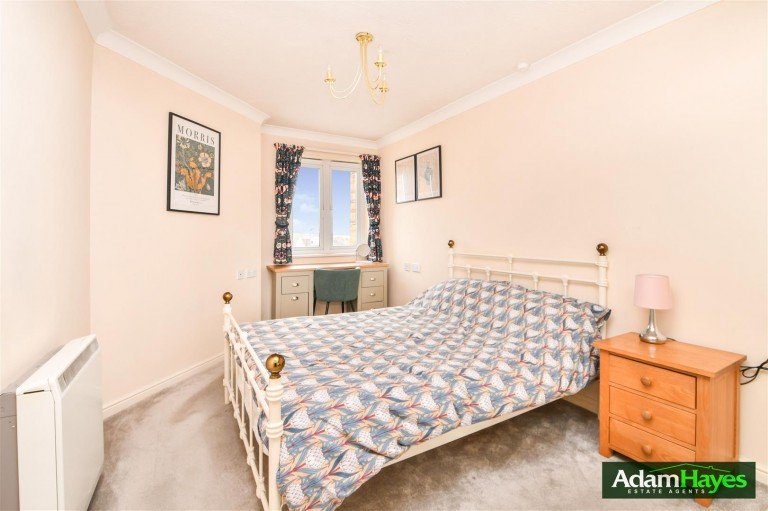 Bedford Road, East Finchley, N2