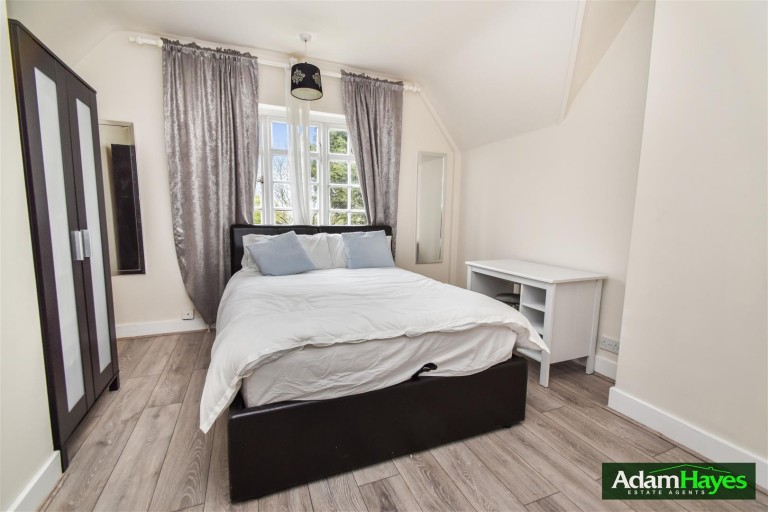 Westholm, Hampstead Garden Suburb, NW11