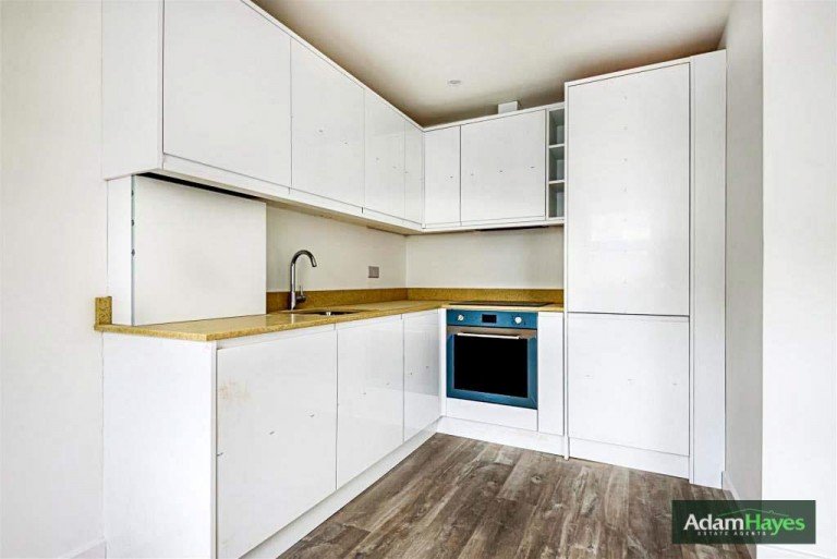 Fortune Green Road, West Hampstead, NW6