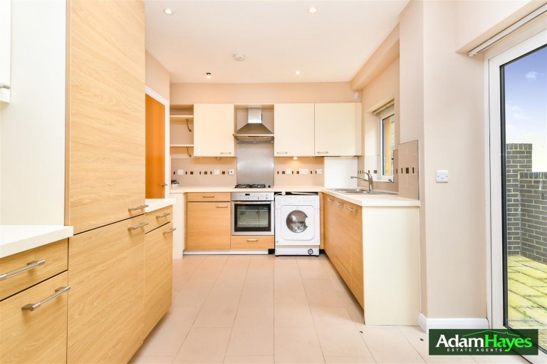 Lincoln Road, East Finchley, N2