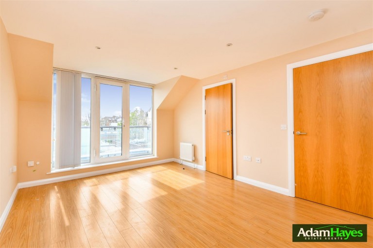 Lincoln Road, East Finchley, N2