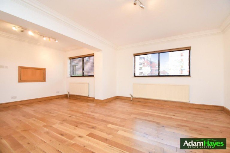 Spencer Close, Finchley Central, N3