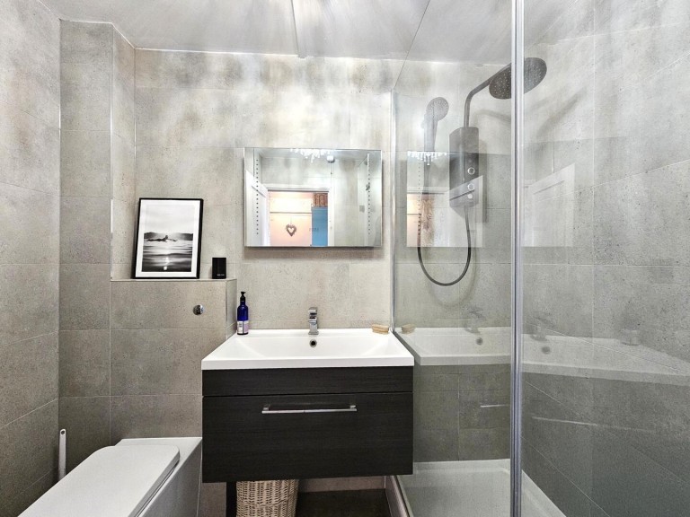 Brendon Grove, East Finchley, N2