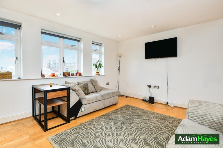 Long Lane, Finchley Central, N3