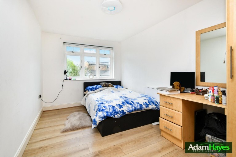 Long Lane, Finchley Central, N3