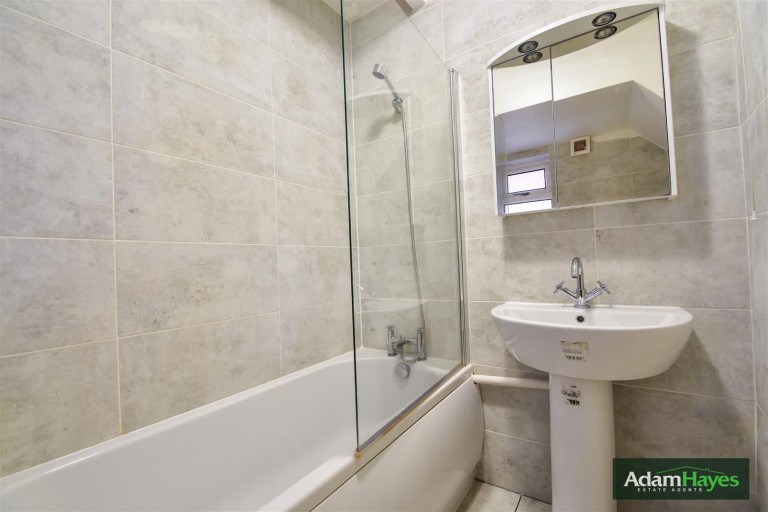 Nethercourt Avenue, West Finchley, N3