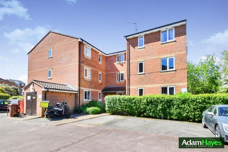 Blackdown Close, East Finchley, N2