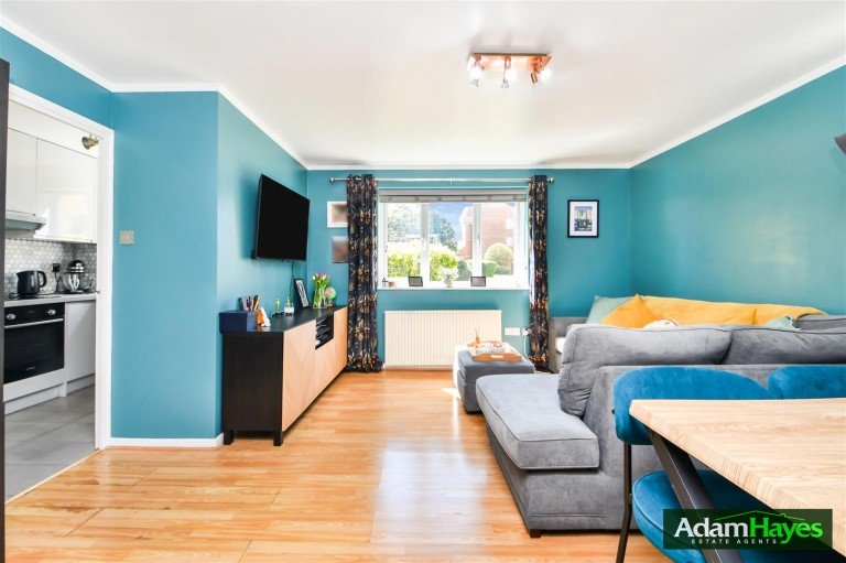 Blackdown Close, East Finchley, N2