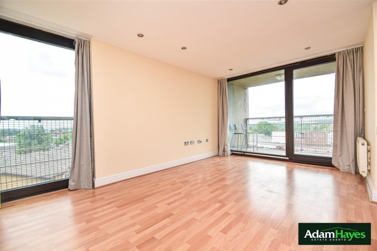 Kingsway, North Finchley, N12