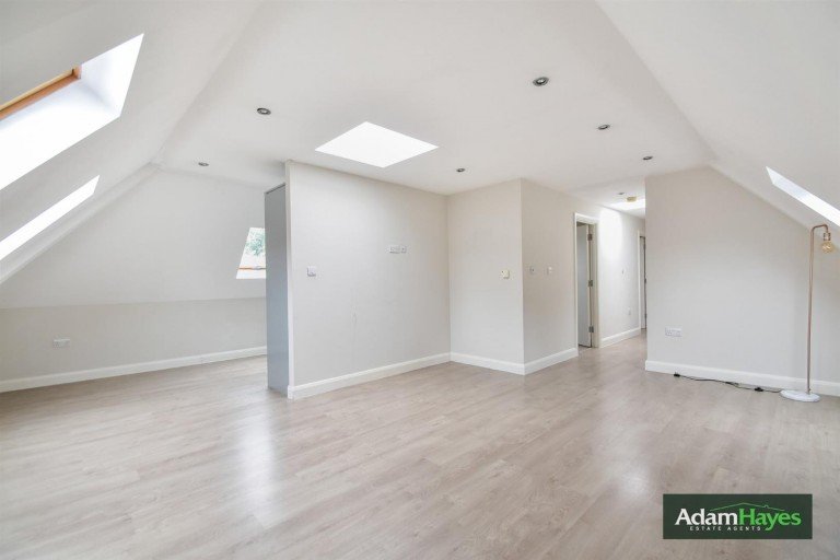Lambert Way, North Finchley, N12