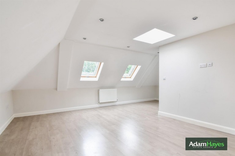 Lambert Way, North Finchley, N12