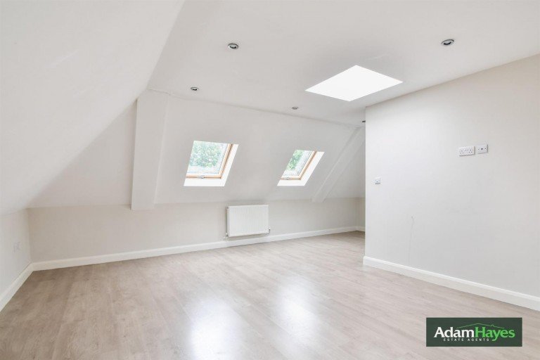 Lambert Way, North Finchley, N12