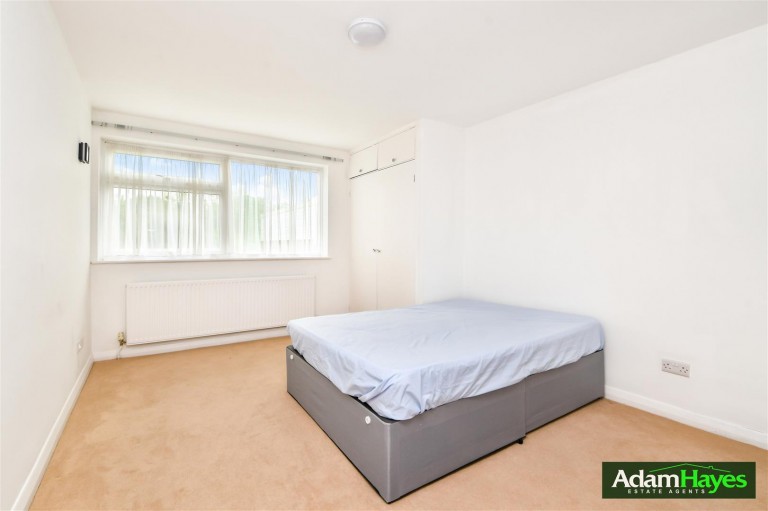 Woodside Grange Road, North Finchley, N12