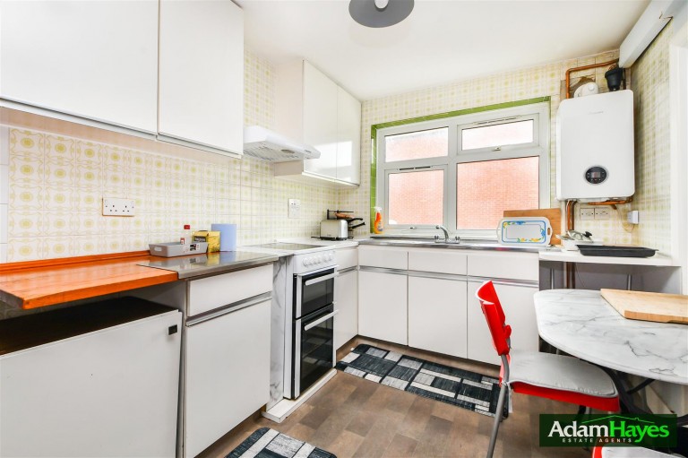 Waverley Grove, Finchley, N3