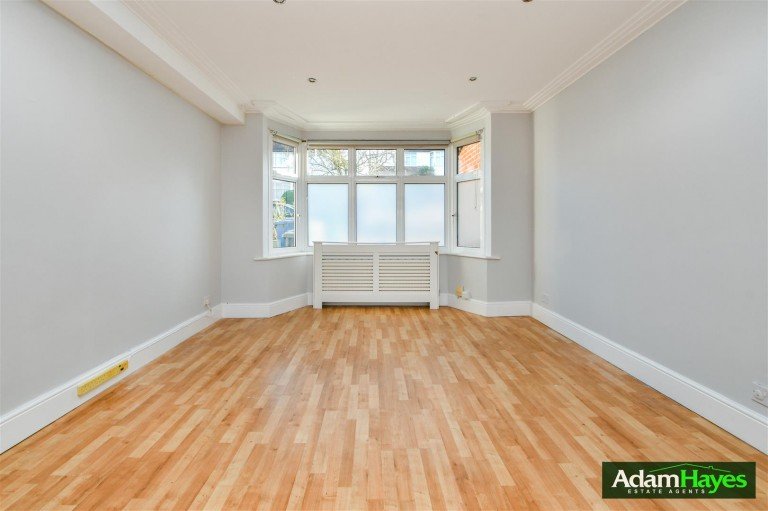 Wentworth Avenue, Finchley, N3