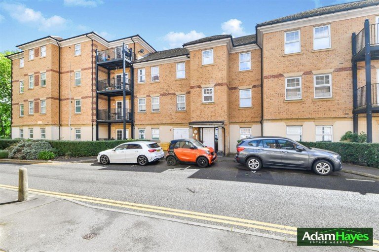 Gilson Place, Muswell Hill N10