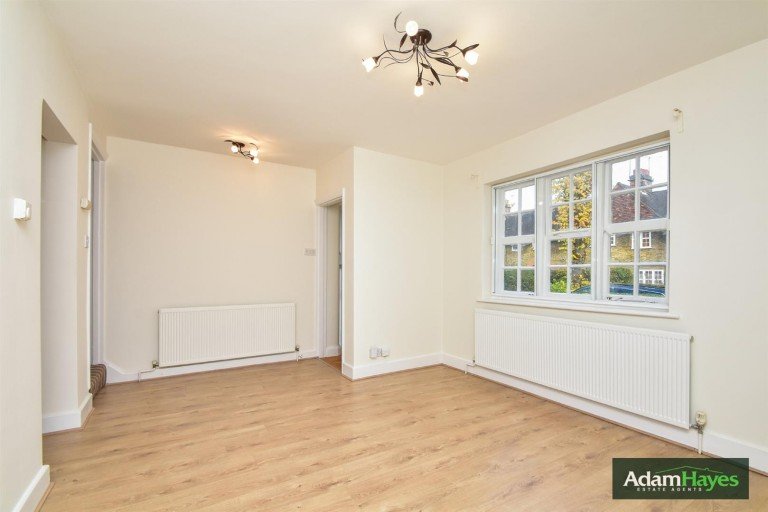 Asmuns Place, Hampstead Garden Suburb, NW11