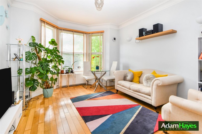 Dollis Road, Finchley Central, N3