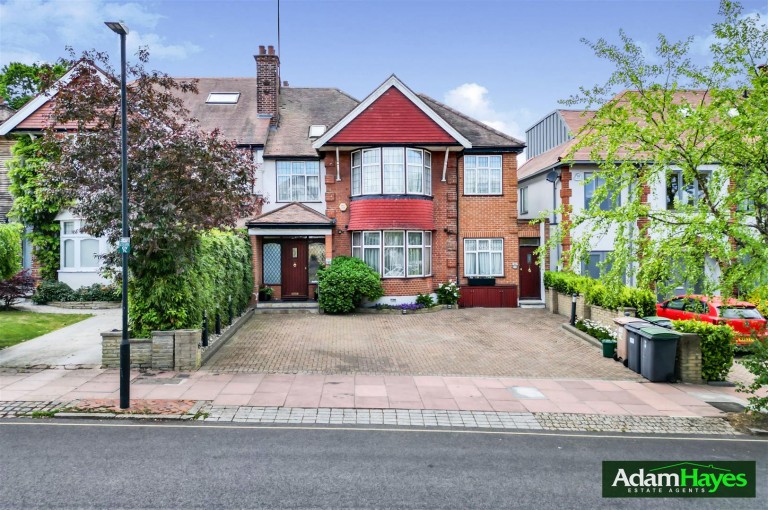 Church Vale, East Finchley, N2