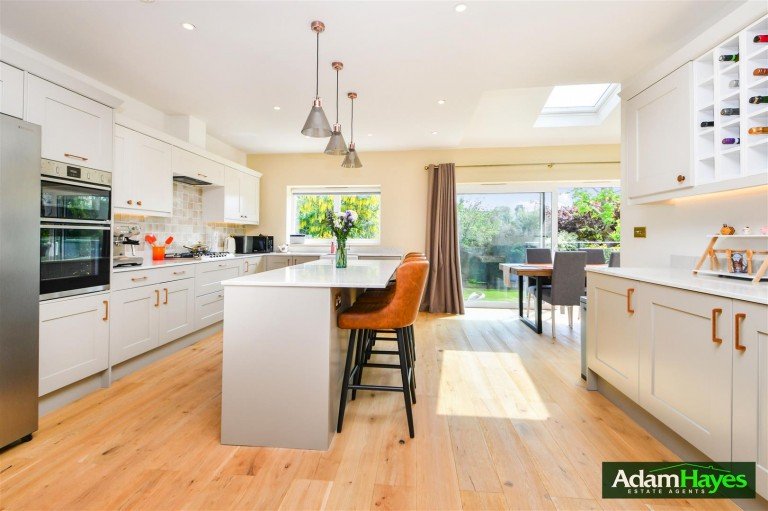 Friary Road, North Finchley, N12